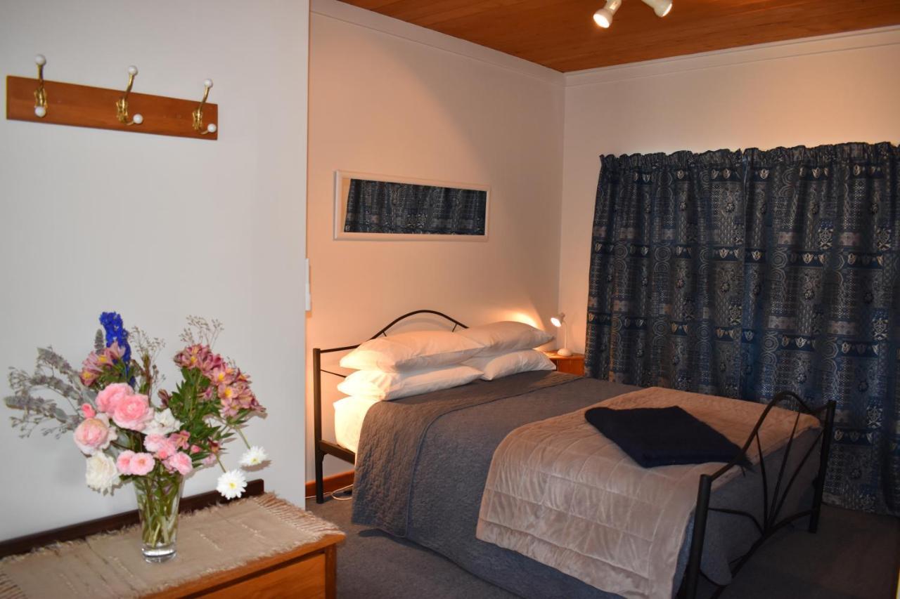 Bed and Breakfast Olivista Мастертон Экстерьер фото