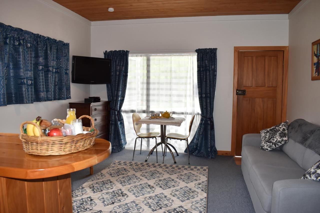 Bed and Breakfast Olivista Мастертон Экстерьер фото