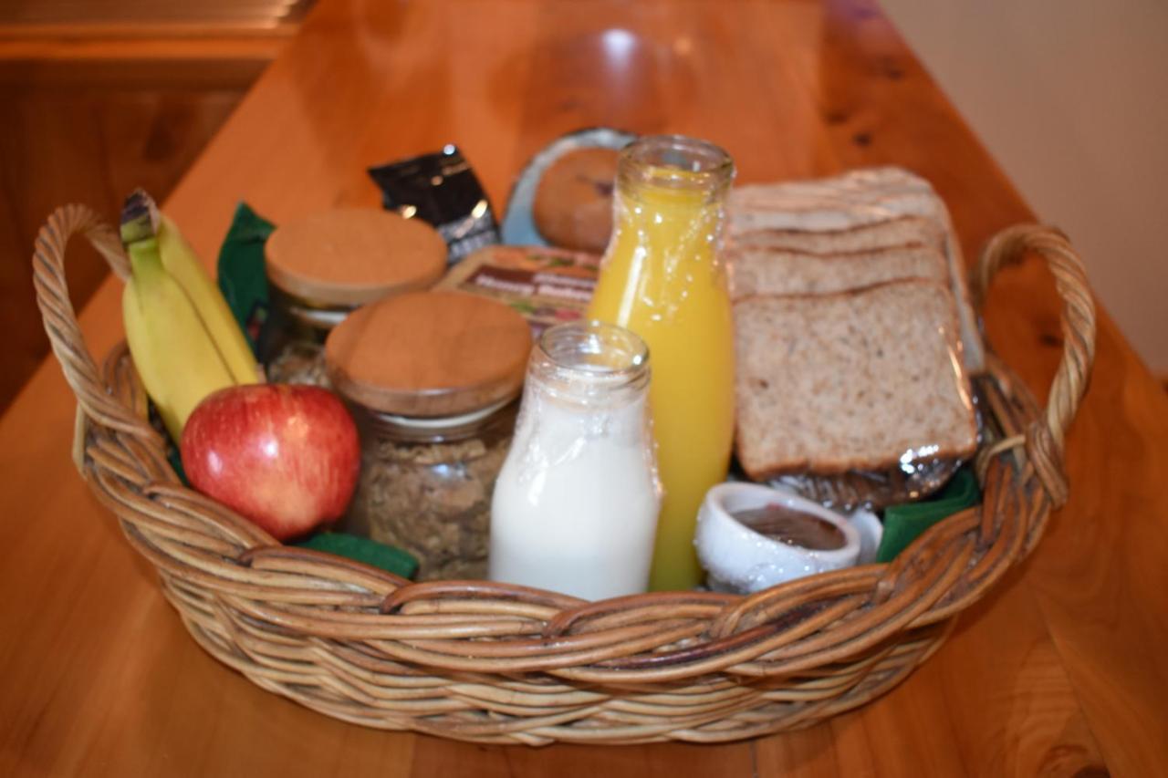 Bed and Breakfast Olivista Мастертон Экстерьер фото